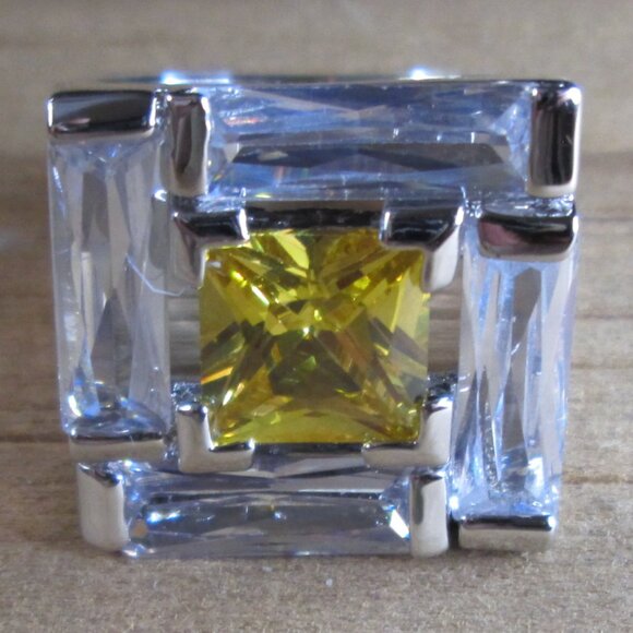 Square Clear and Yellow Ice CZ Statement ring - Picture 3 of 3